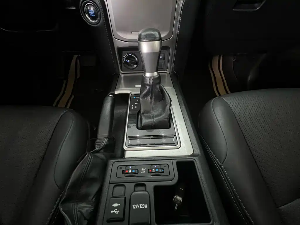 Toyota Prado 2018 — фото 13