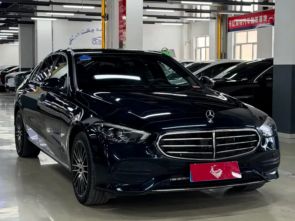 Mercedes-Benz C-Class 2023
