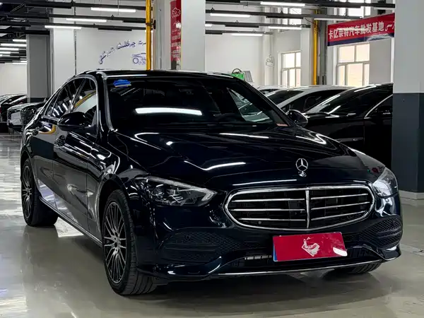 Mercedes-Benz C-Class 2023