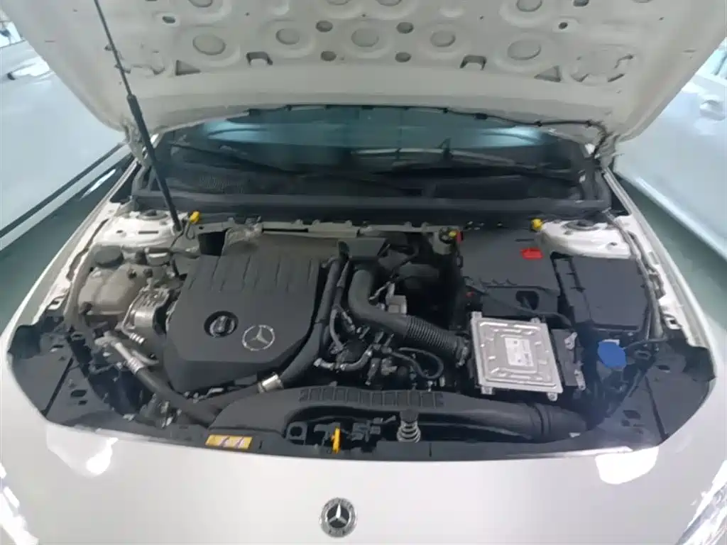 Mercedes-Benz A-Class 2022 — фото 20