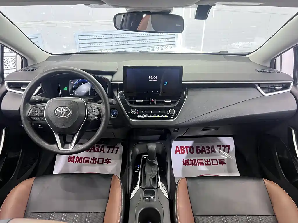 Toyota Corolla 2023 — фото 15