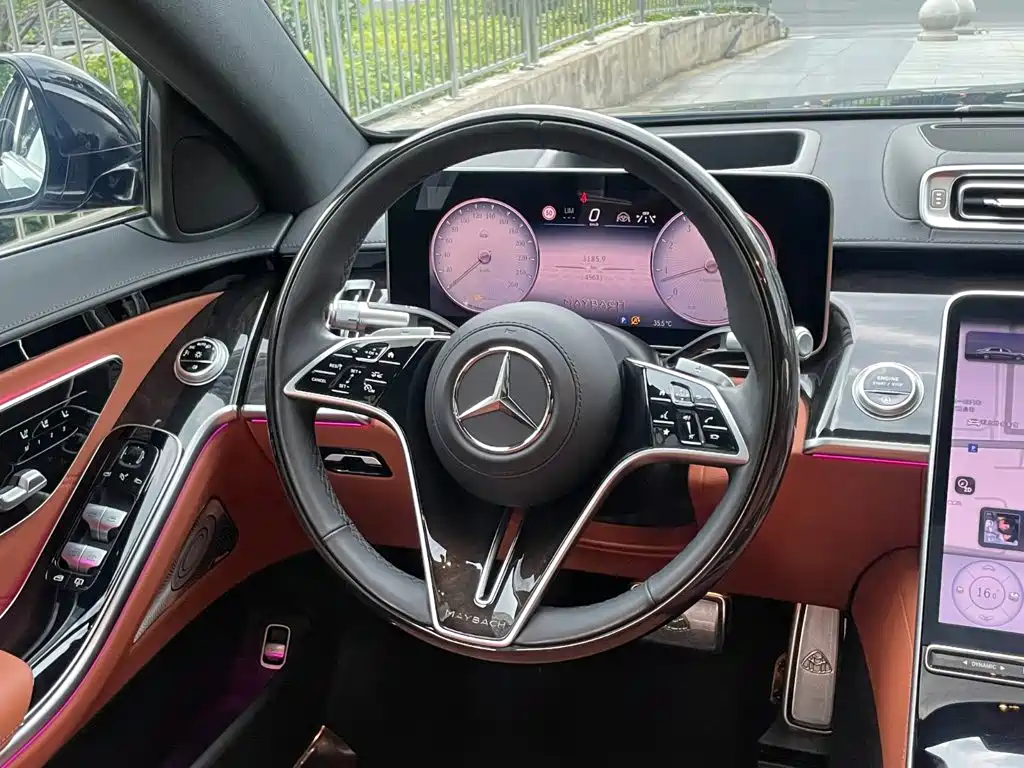 Mercedes-Benz Maybach S-Class 2025 — фото 19