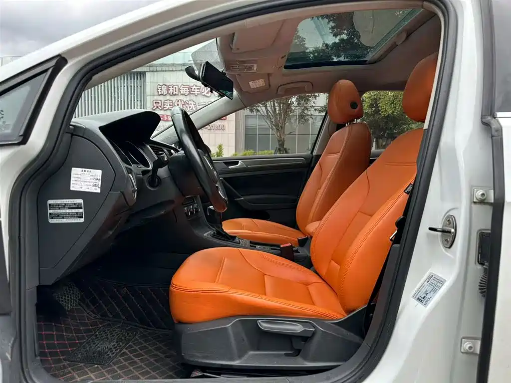 Volkswagen Golf 2014