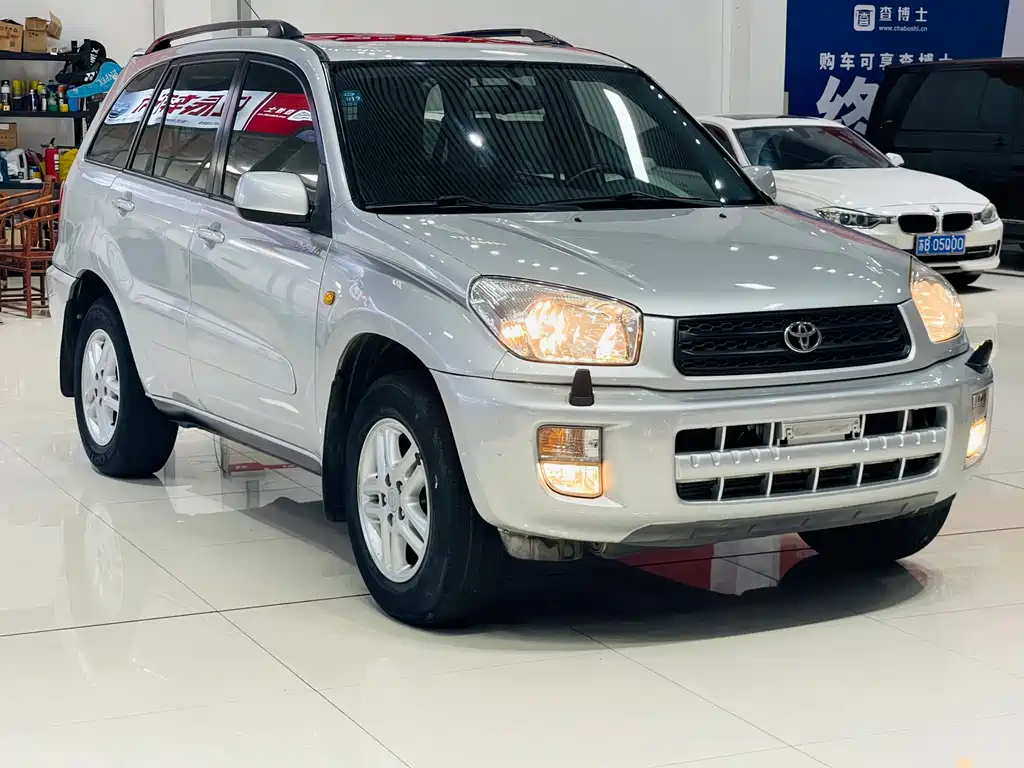 Toyota RAV4 2004