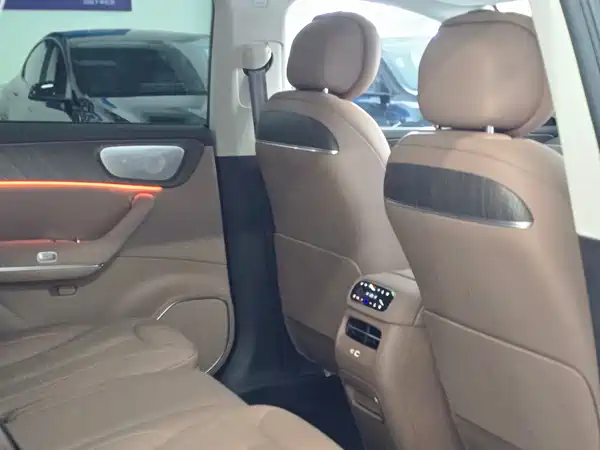 Leapmotor C11 2025