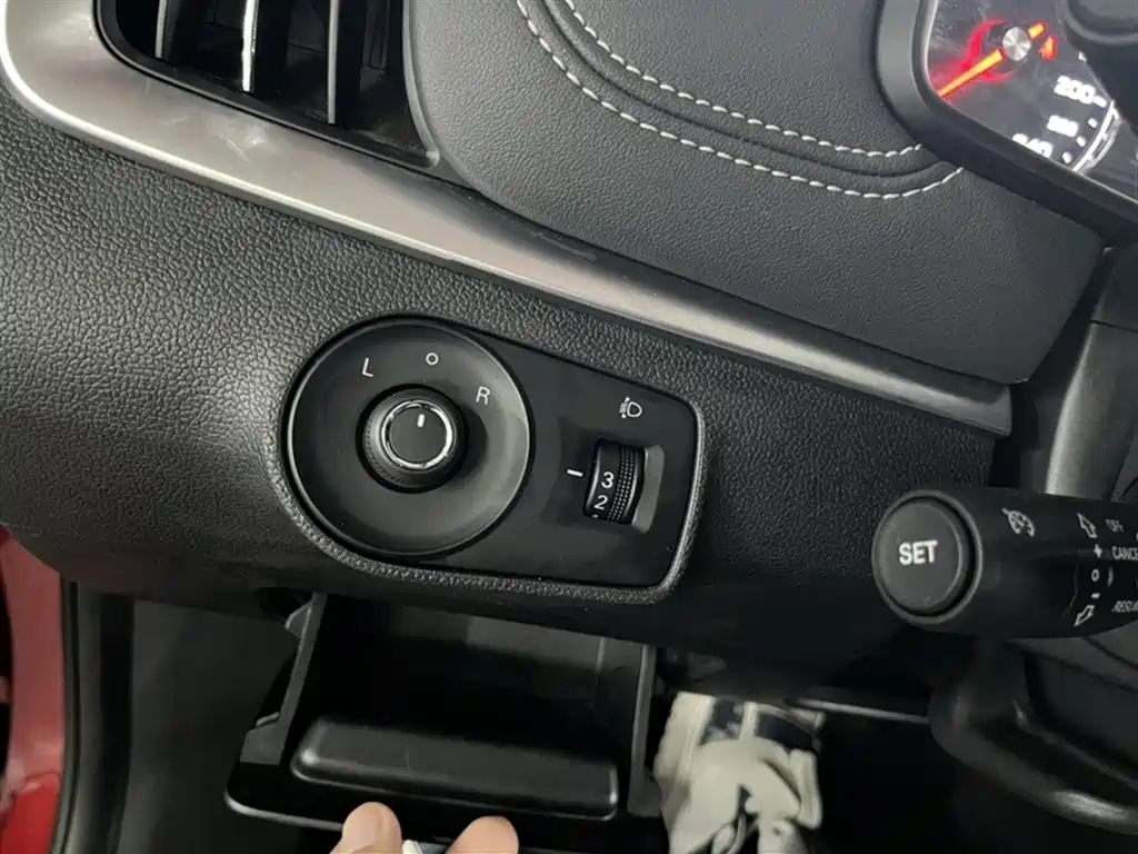 Roewe i6 Classic 2018 — фото 23