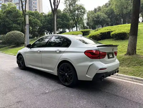BMW 1 Series 2022