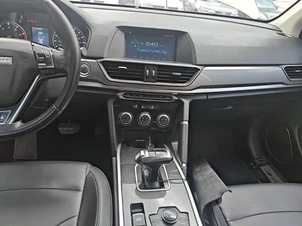 Haval H6 2018 — фото 10