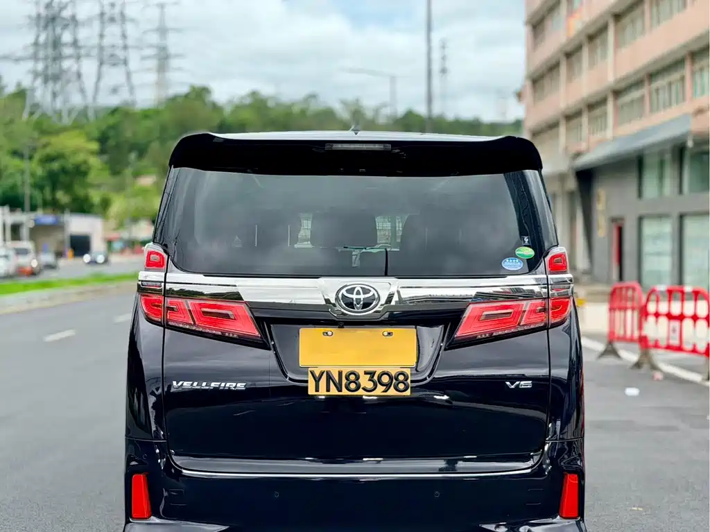 Toyota Vellfire 2019 — фото 14