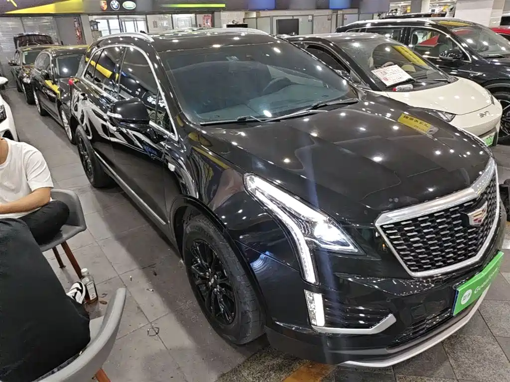 Cadillac XT5 2021 — фото 4