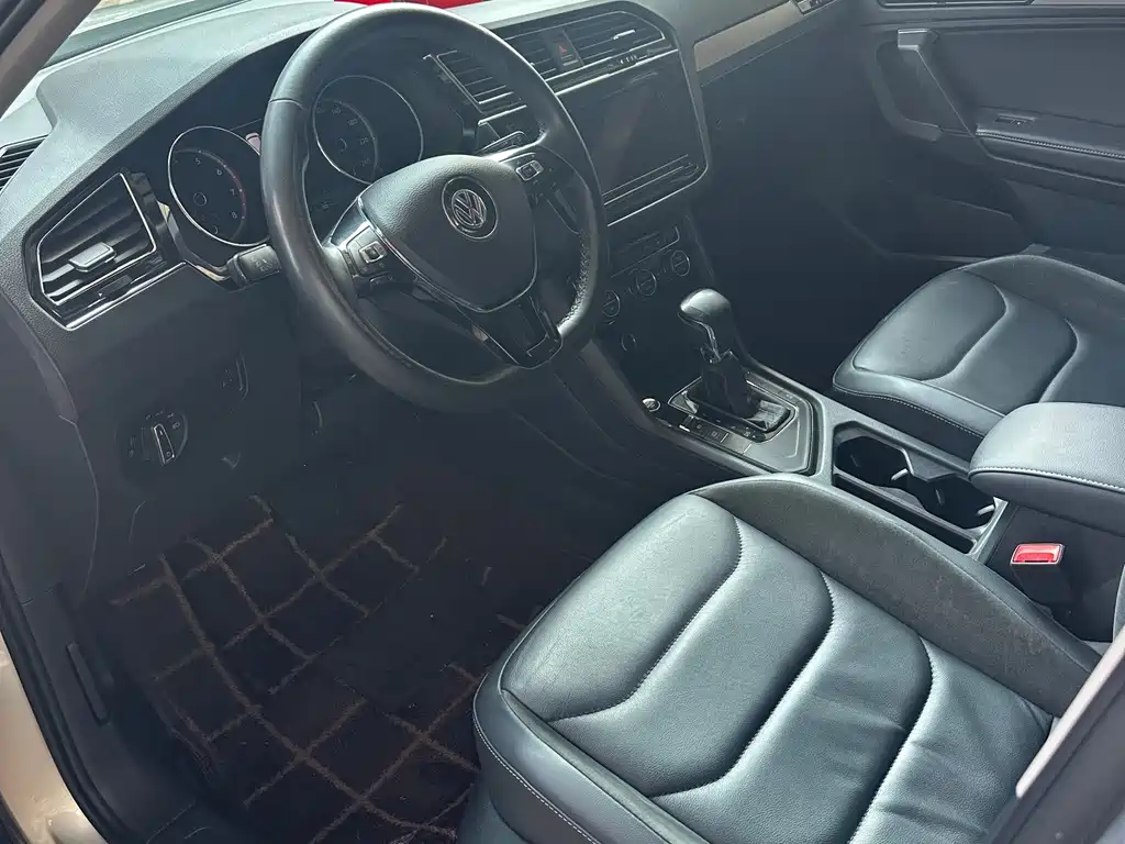 Volkswagen Tiguan L 2019 — фото 14