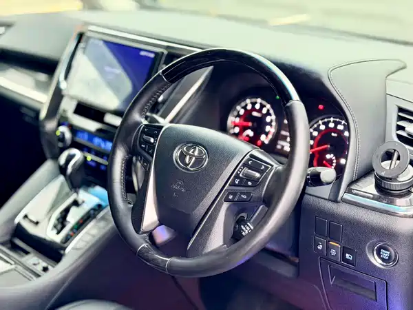 Toyota Vellfire 2019