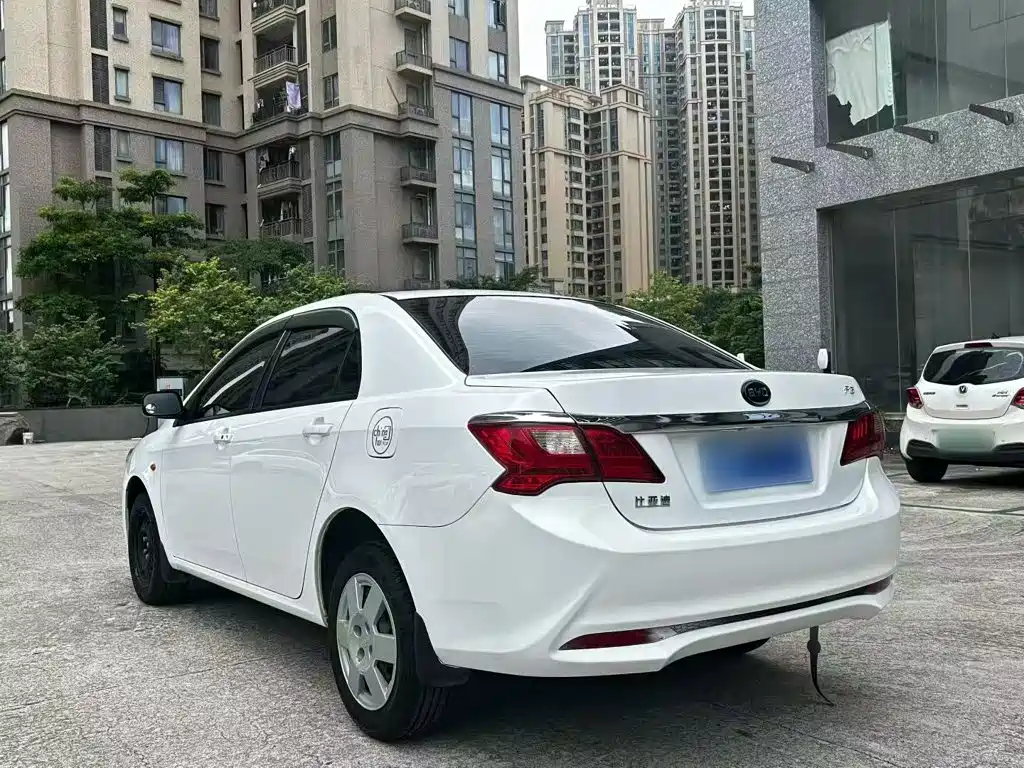 BYD F3 2021 — фото 5