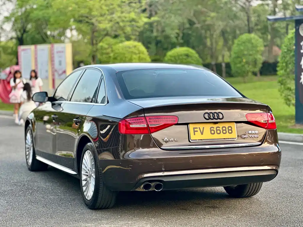 Audi A4L 2015 — фото 6