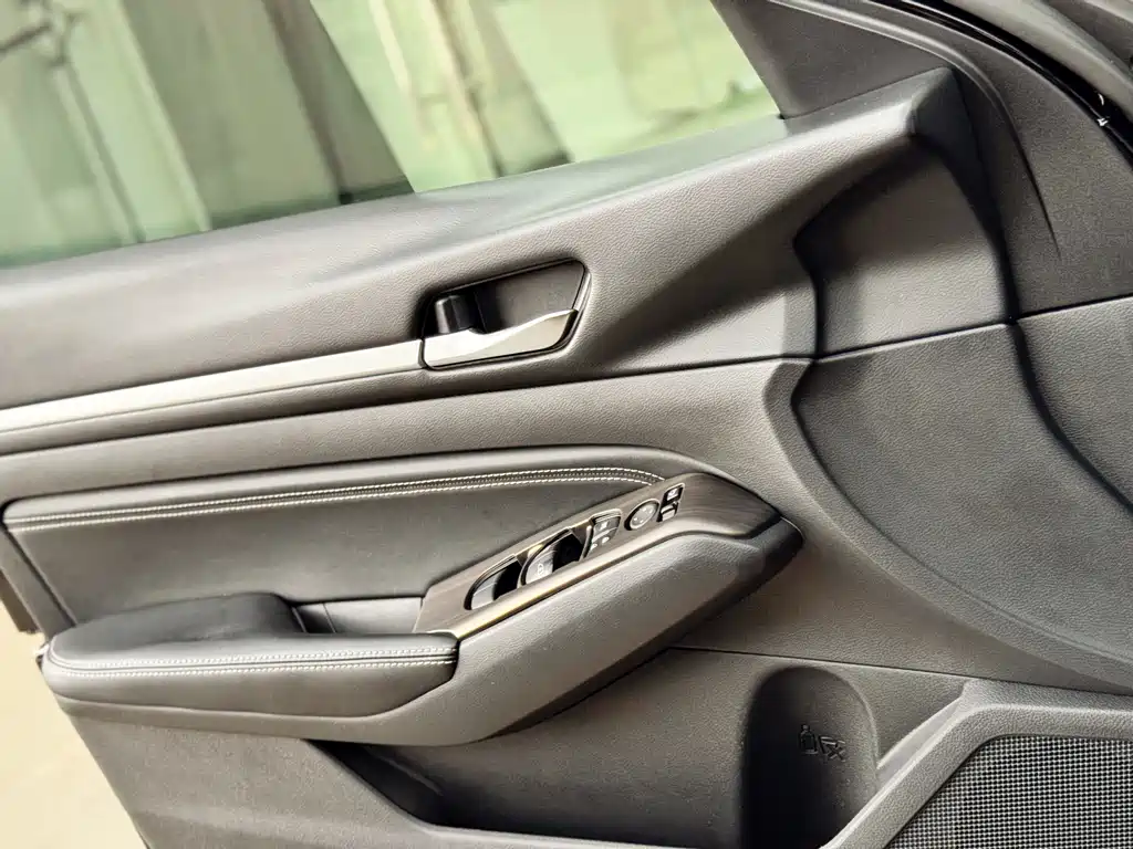 Nissan Teana 2021 — фото 10