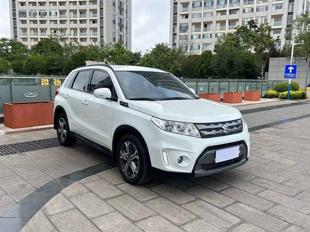 Suzuki Vitara 2018 — фото 3