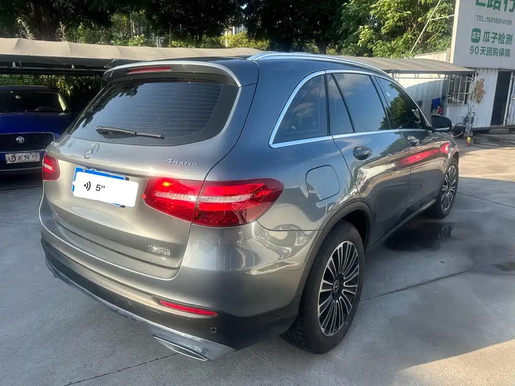 Mercedes-Benz GLC 2018 — фото 9