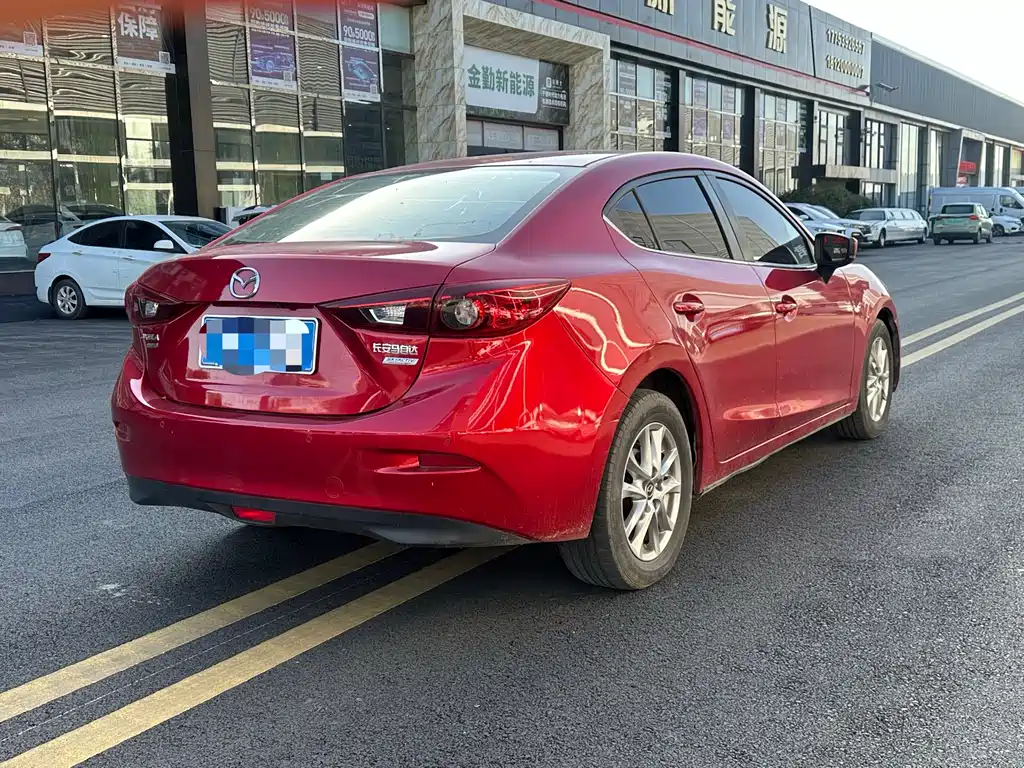 Mazda 3 Axela 2017 — фото 9