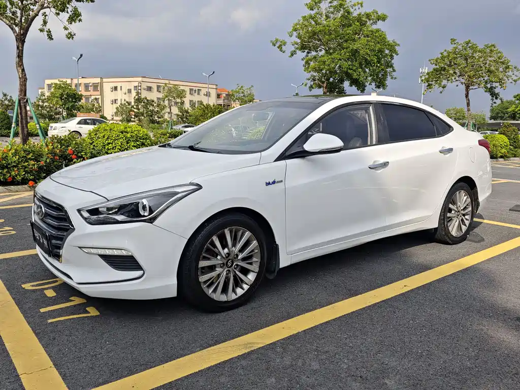 Hyundai Mistra 2017 — фото 1