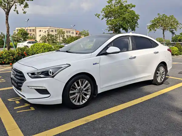 Hyundai Mistra 2017