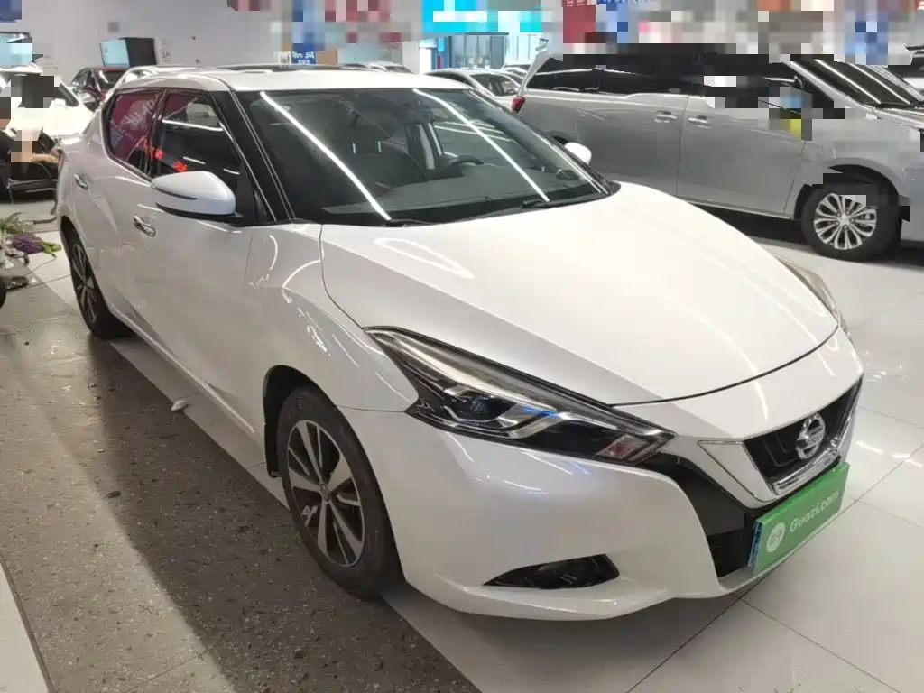 Nissan Bluebird 2019