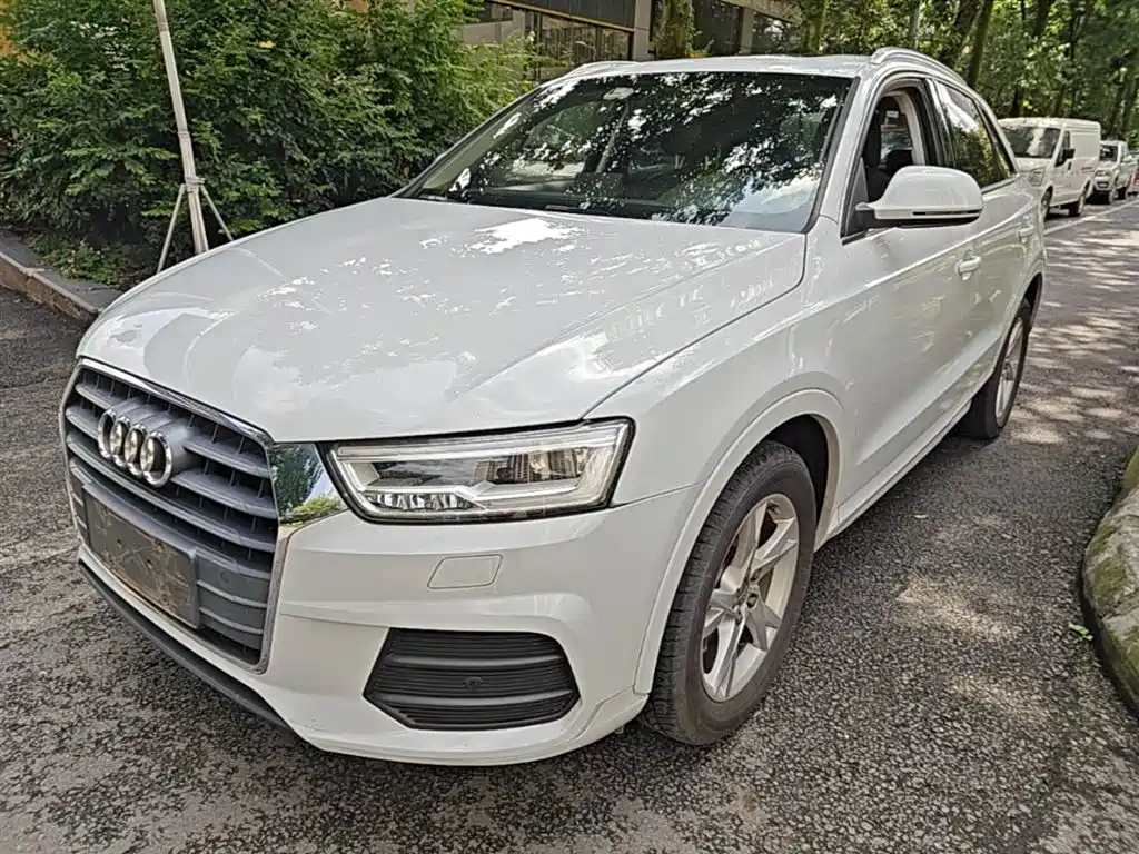 Audi Q3 2017 — фото 1