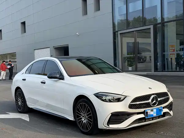 Mercedes-Benz C-Class 2022