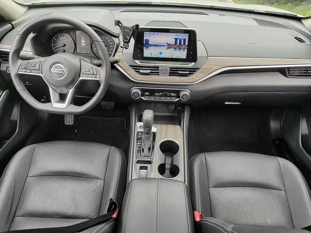 Nissan Teana 2021