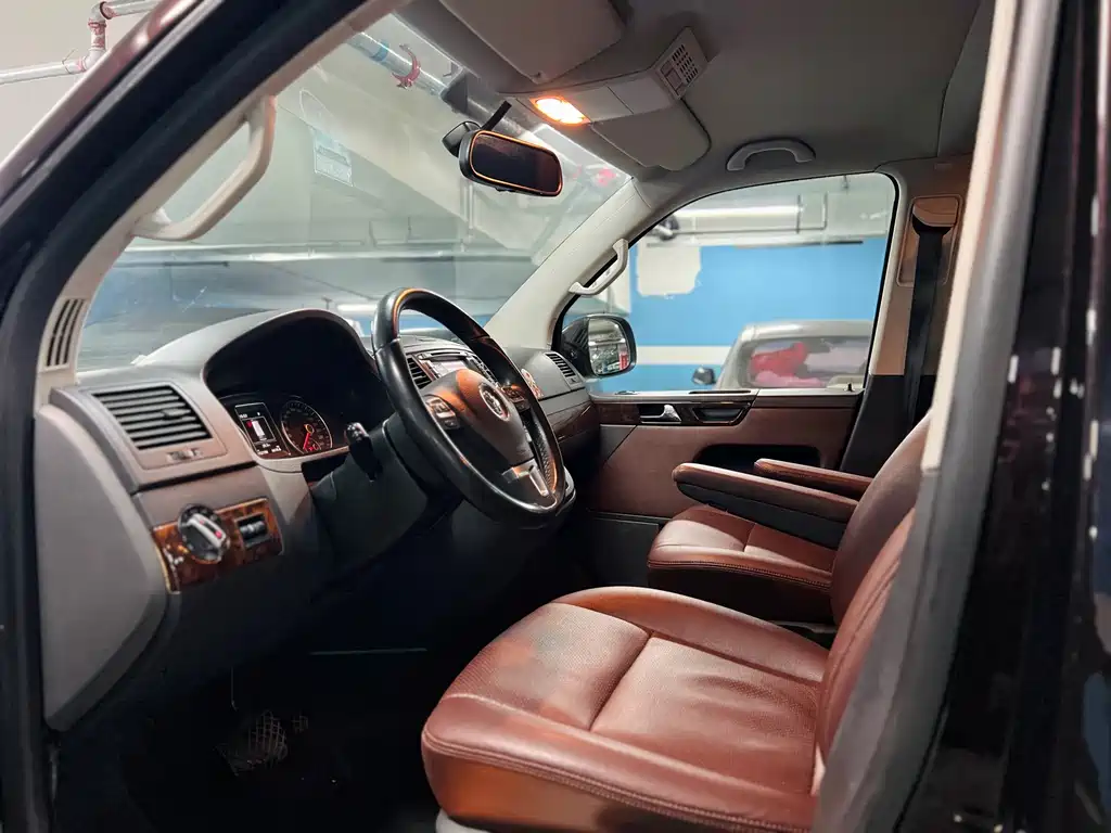 Volkswagen Multivan 2015