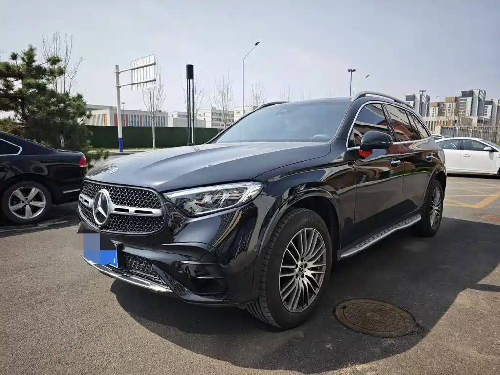 Mercedes-Benz GLC 2025 — фото 1