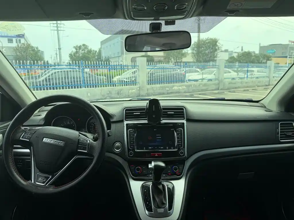 Haval M6 2017