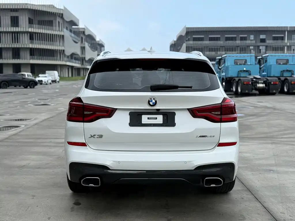 BMW X3 2021 — фото 8