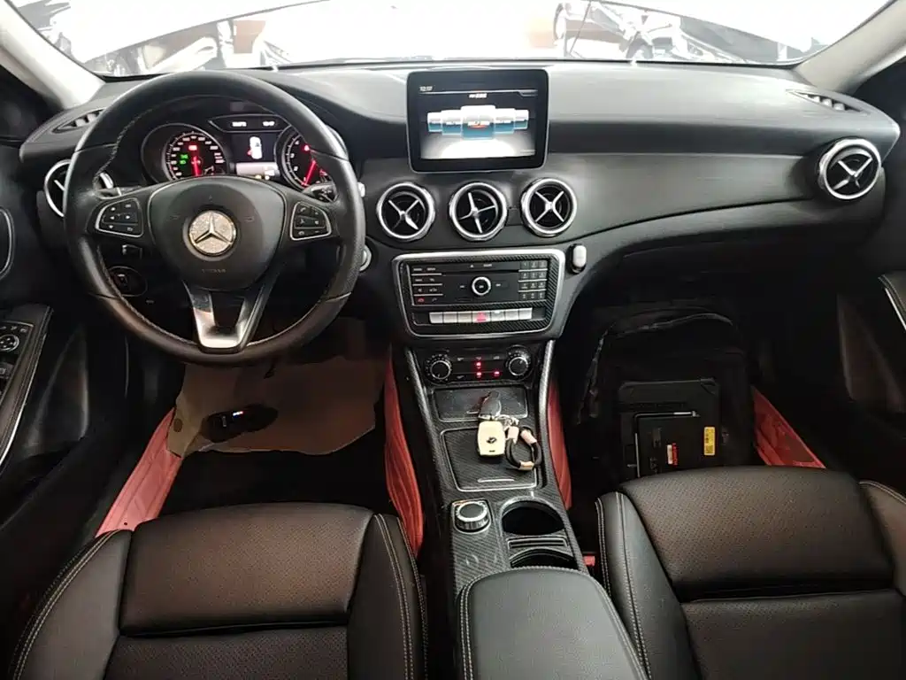 Mercedes-Benz GLA 2017 — фото 10