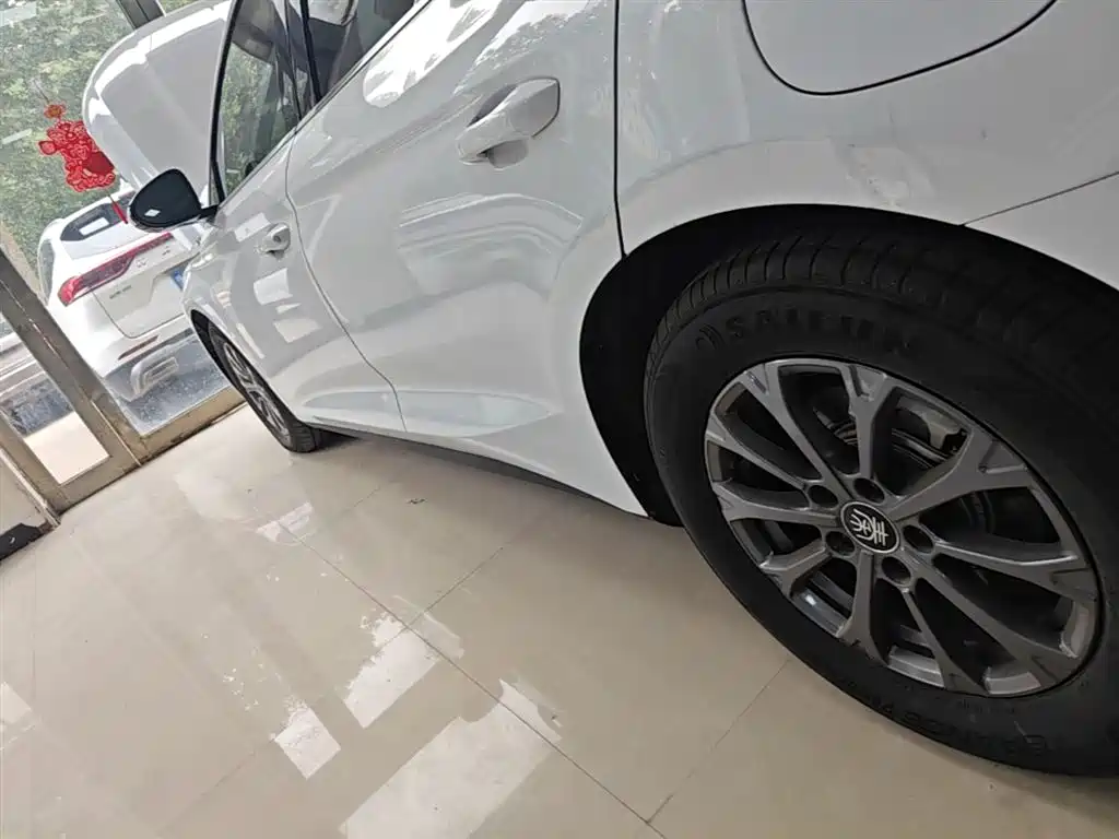BYD Qin L 2024 — фото 22