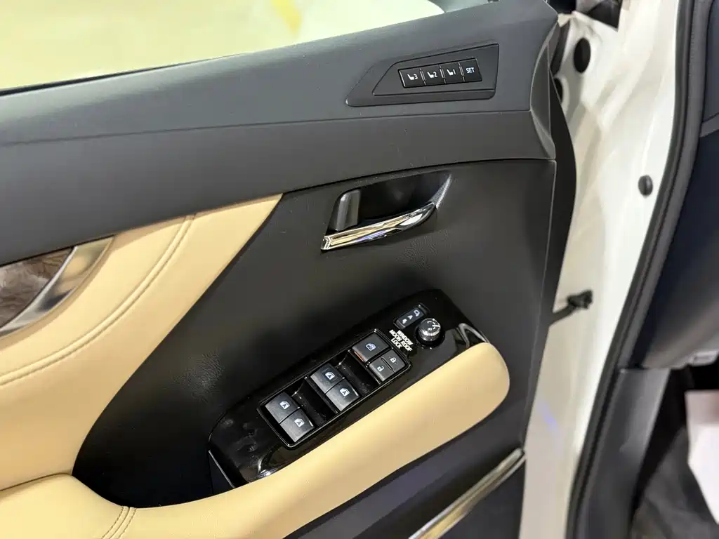 Toyota Alphard 2019 — фото 7