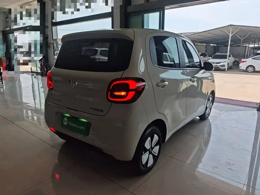 Wuling Hongguang MINIEV 2025