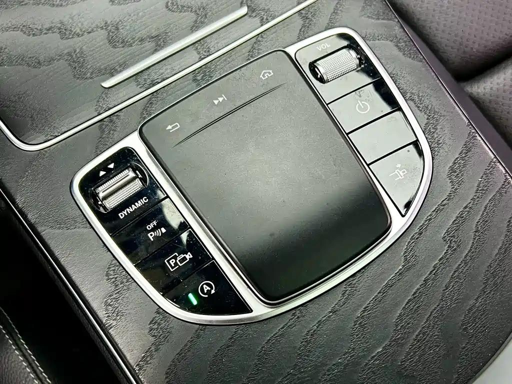 Mercedes-Benz C-Class 2022 — фото 18