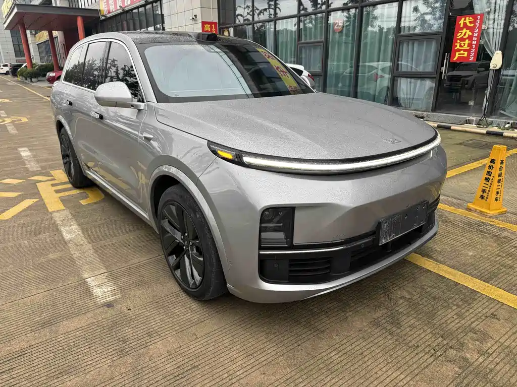 Li Auto Li L8 2022