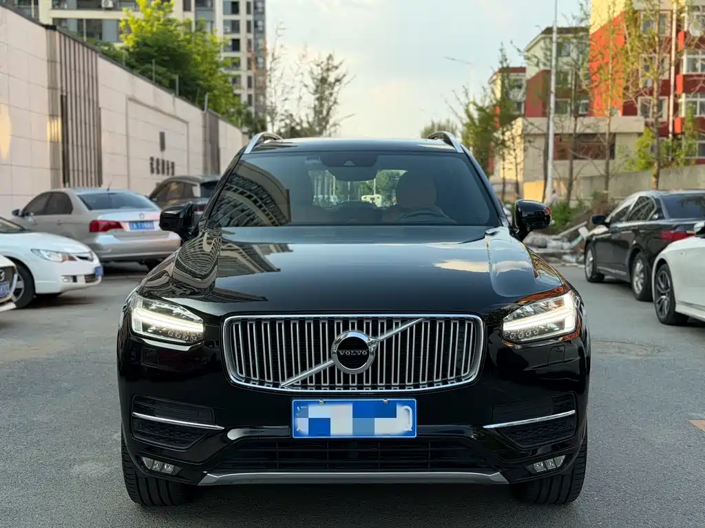 Volvo XC90 2017