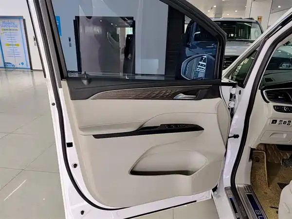 Buick GL8 2018
