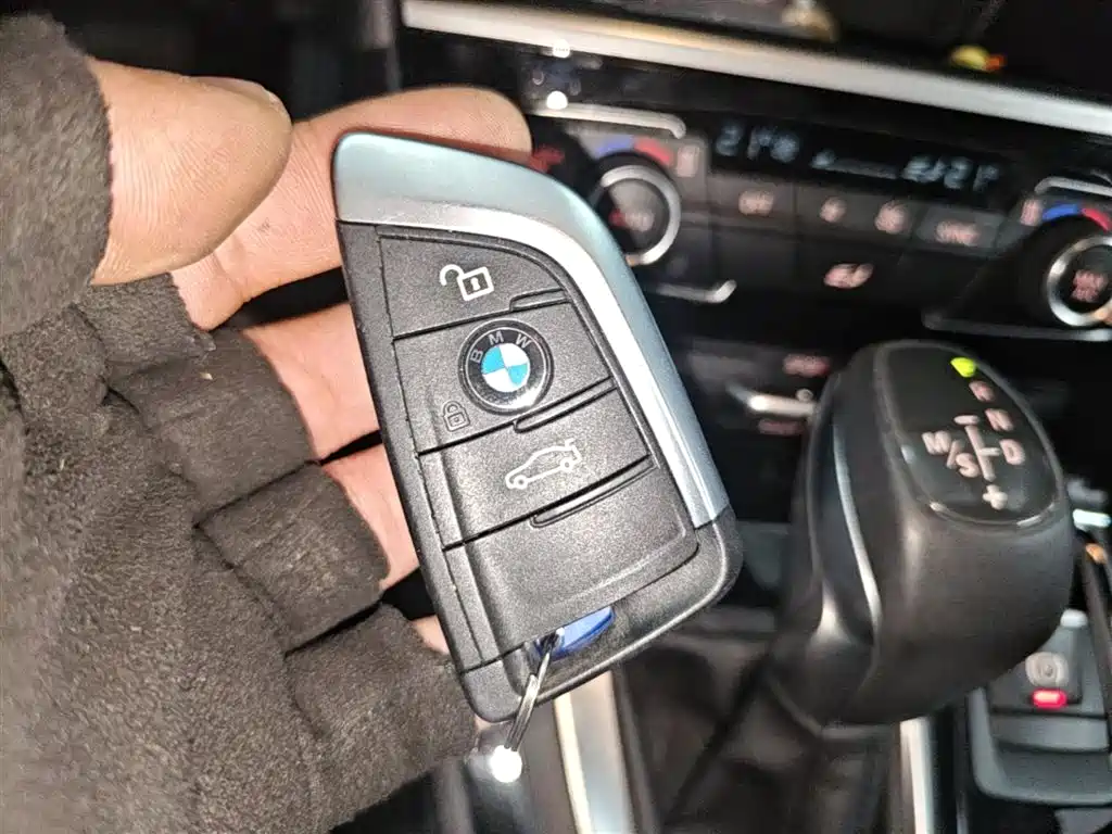BMW 2 Series Active Tourer 2016 — фото 9