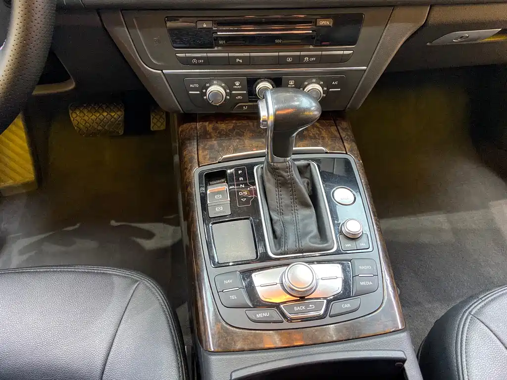 Audi A6L 2014