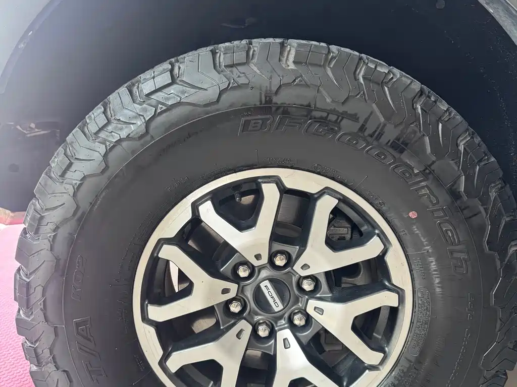 Ford F-150 Raptor 2023 — фото 10
