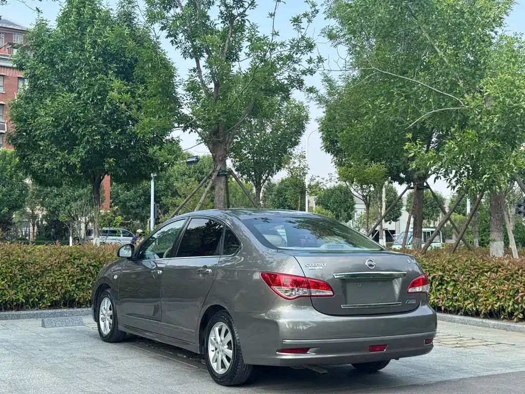 Nissan Sylphy 2018 — фото 11