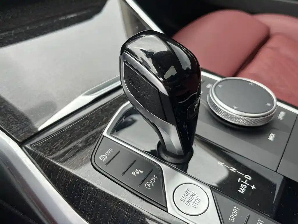 BMW 3 Series 2022 — фото 15