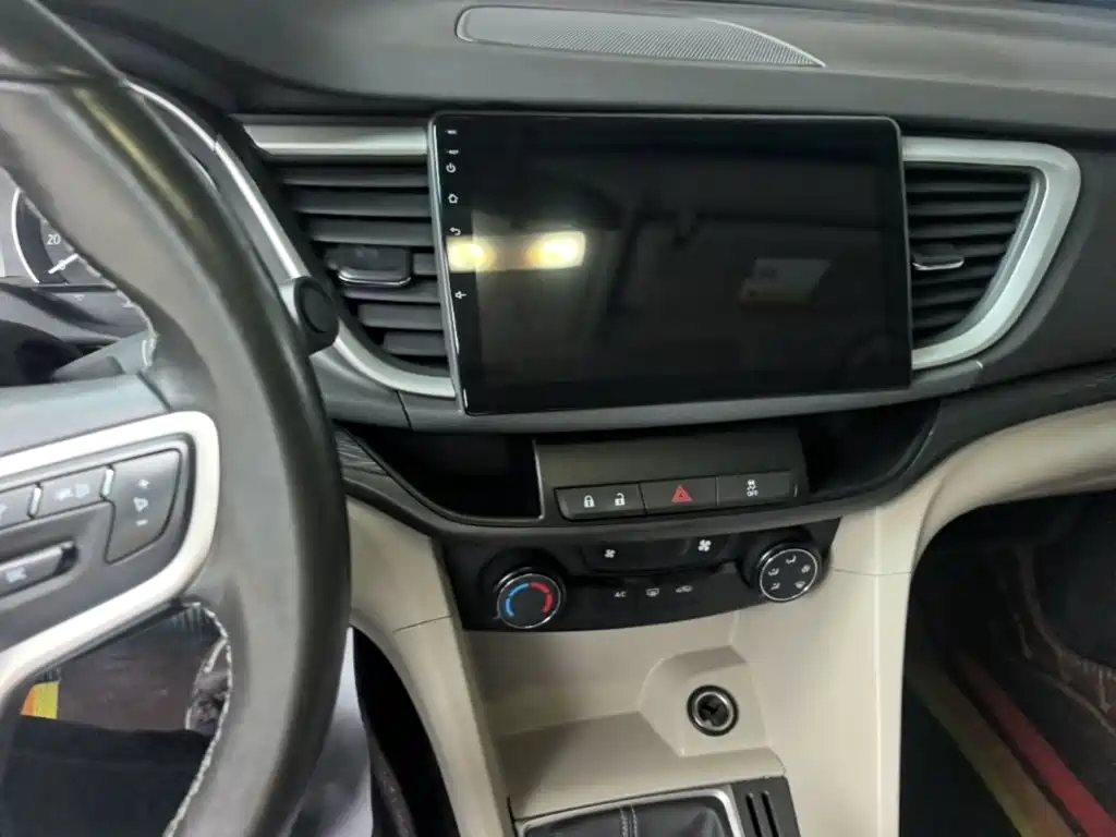 Buick Excelle 2018 — фото 13