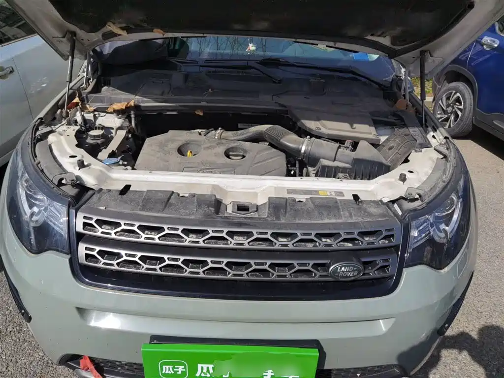 Land Rover Discovery Sport 2017 — фото 11