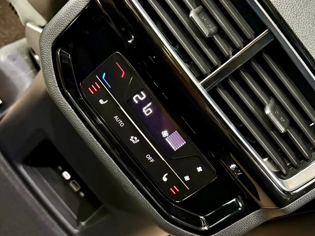 Volkswagen Teramont 2022 — фото 11