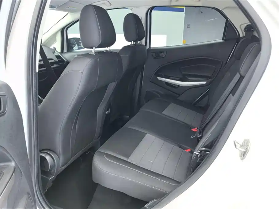 Ford Ecosport 2019 — фото 11