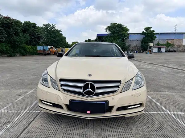 Mercedes-Benz E-Class 2012